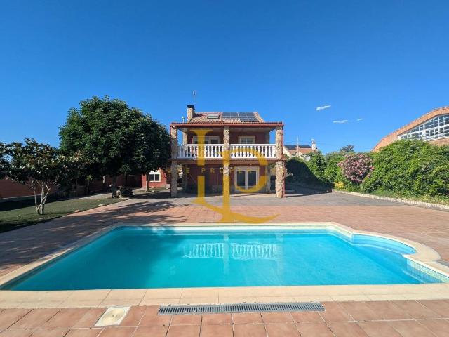 Chalet en venta en El Casar, Castilla-La Mancha