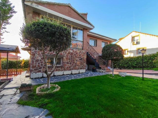 Villa en venta en El Casar