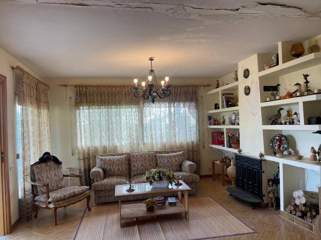 Villa en venta en El Casar