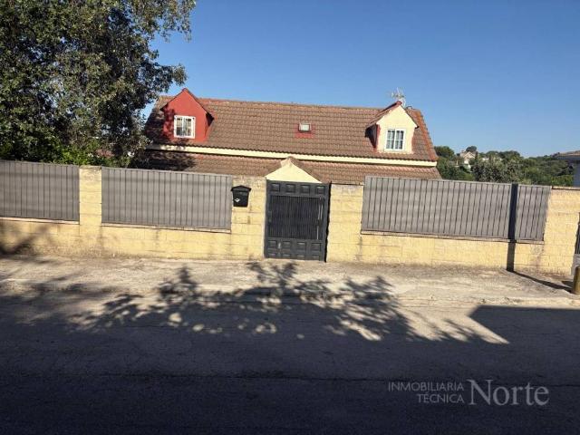 Villa en venta en El Casar