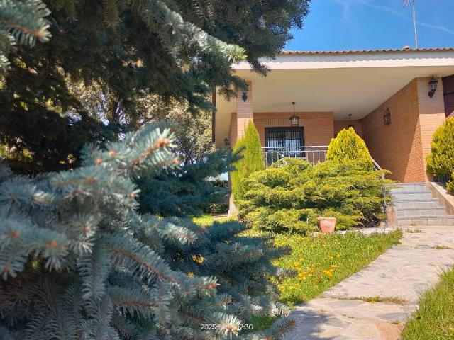 Villa en venta en El Casar