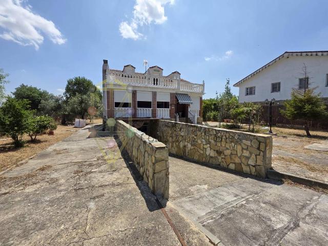 Villa en venta en El Casar