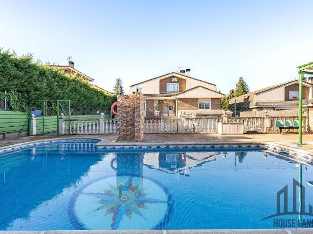 Chalet en venta en El Casar, Castilla-La Mancha