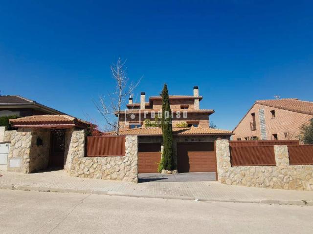 Villa en venta en El Casar