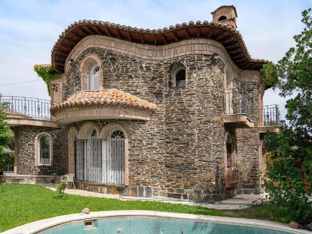 Villa en venta en El Casar