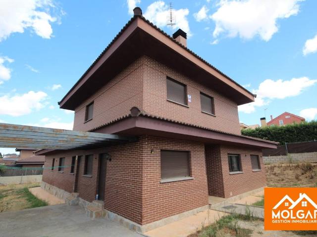 Chalet en venta en El Casar, Guadalajara