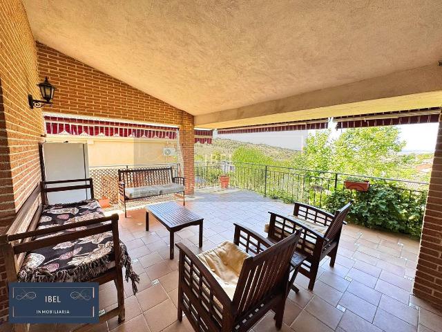 Chalet en venta en El Casar
