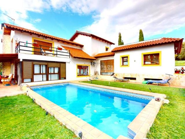 Chalet en venta en El Casar, Castilla-La Mancha
