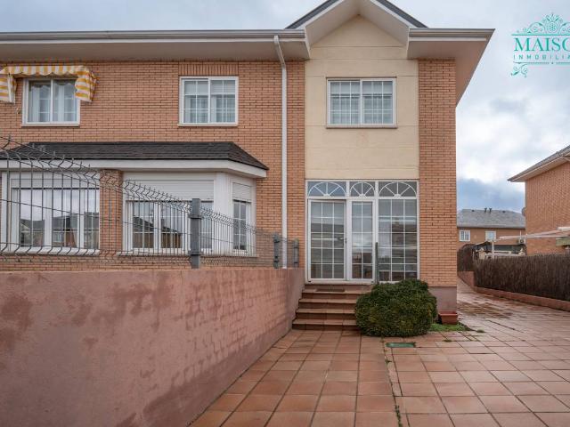 Chalet en venta en El Casar, Castilla-La Mancha