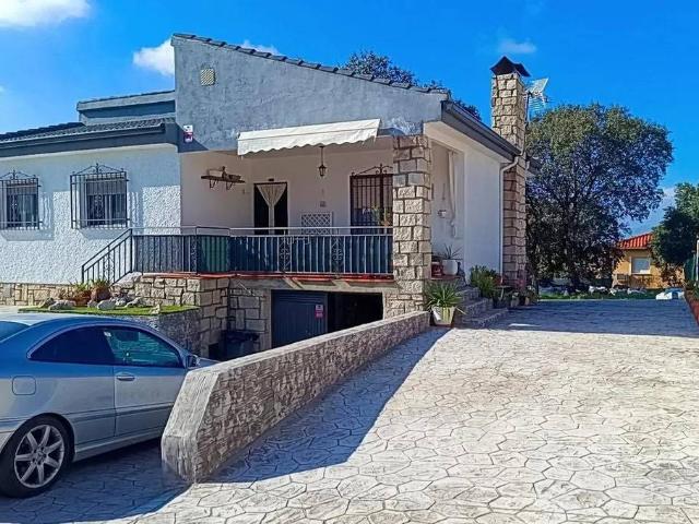 Chalet en venta en El Casar De Escalona, Toledo