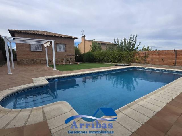 Chalet en venta en El Casar De Escalona, Toledo