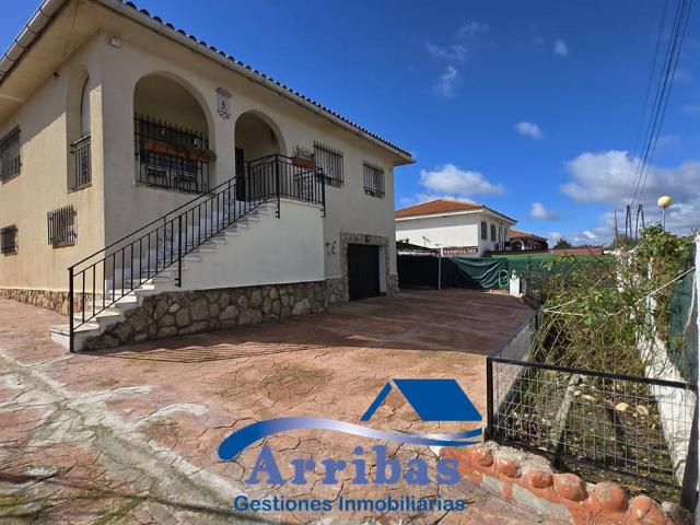 Villa en venta en El Casar De Escalona