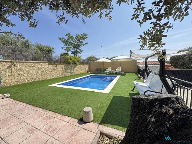 Villa en venta en El Casar De Escalona