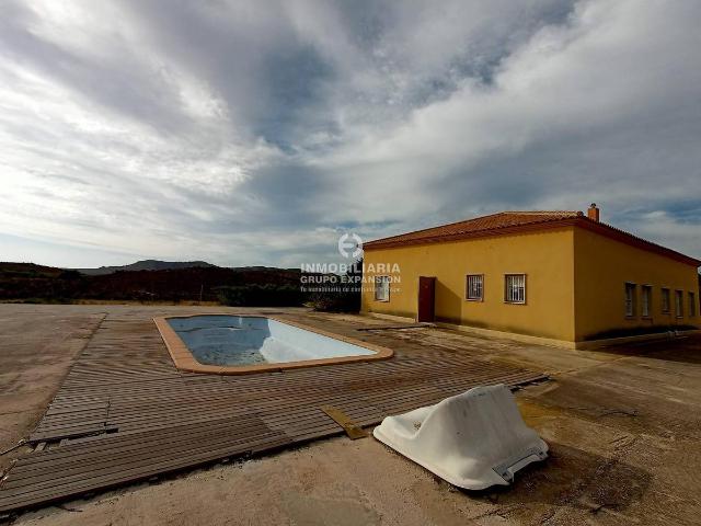Chalet en venta en el Vinalopó Mitjà / El Vinalopó Medio, Valencia