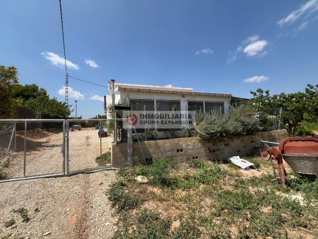 Chalet en venta en el Vinalopó Mitjà / El Vinalopó Medio, Valencia