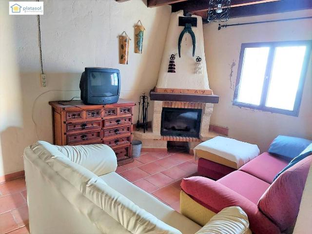 Villa en venta en El Castillo De Las Guardas, Barriada Cruz Marín