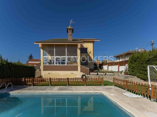 Villa en venta en El Catllar