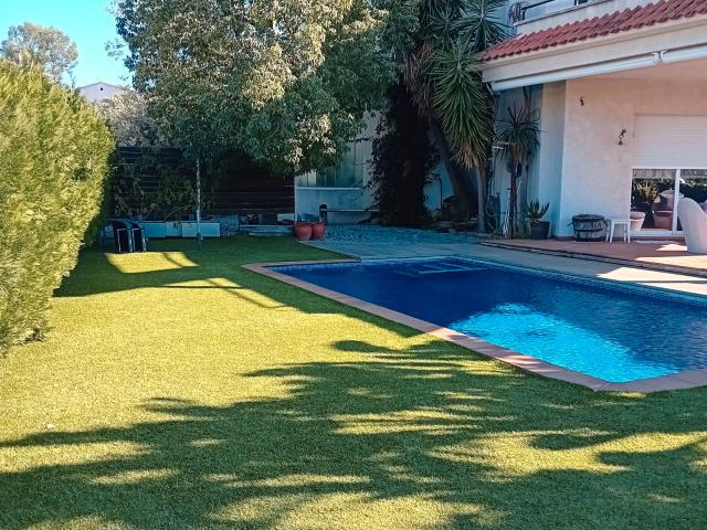Villa en venta en El Catllar