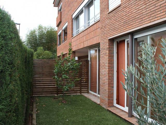 Villa en venta en Esplugues De Llobregat, el Centre