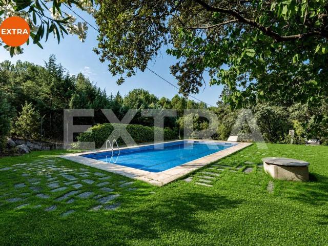 Chalet en venta en Los Bomberos, Torrelodones