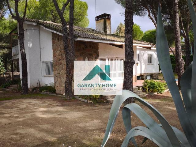 Chalet en venta en Los Bomberos, Torrelodones