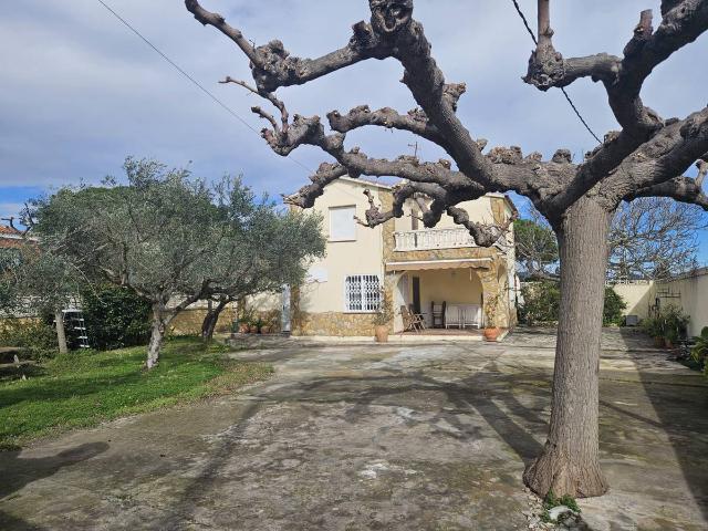 Chalet en venta en Plaça Major, la Plana Alta