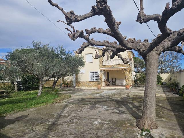 Chalet en venta en Plaça Major, la Plana Alta