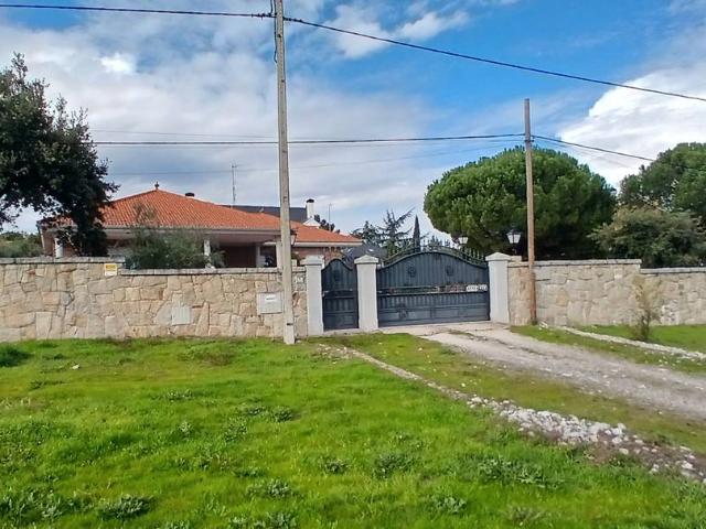 Villa en venta en Galapagar