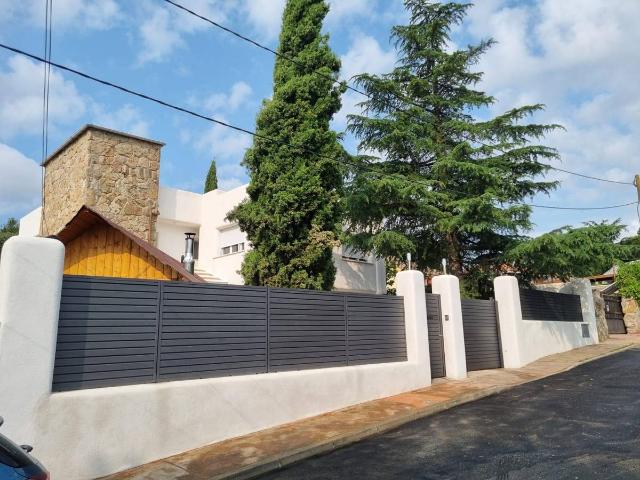 Villa en venta en Galapagar