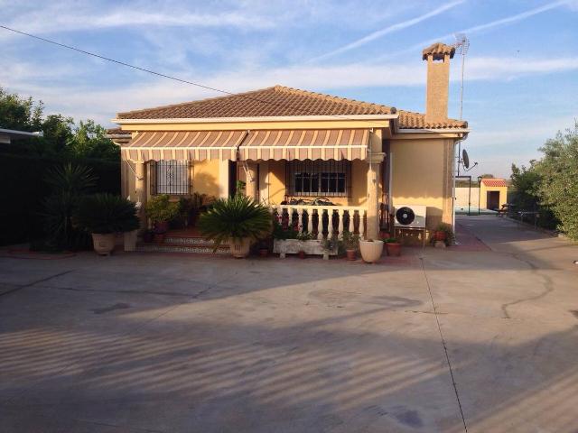 Chalet en venta en Córdoba, Andalucía