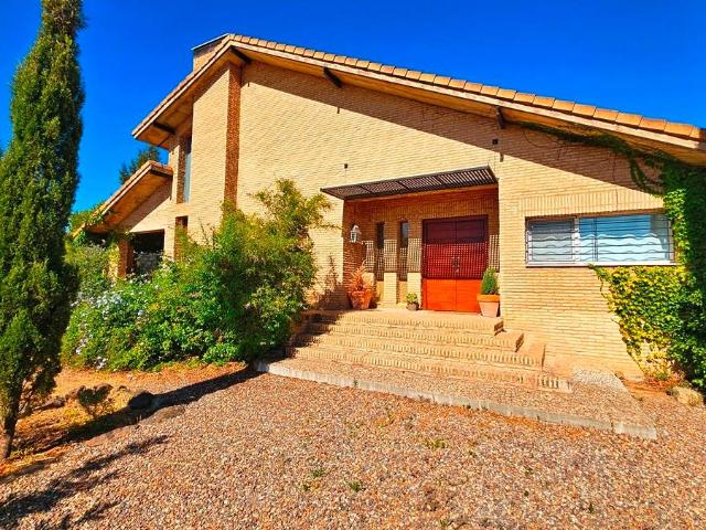 Chalet en venta en El Madroño, Sevilla