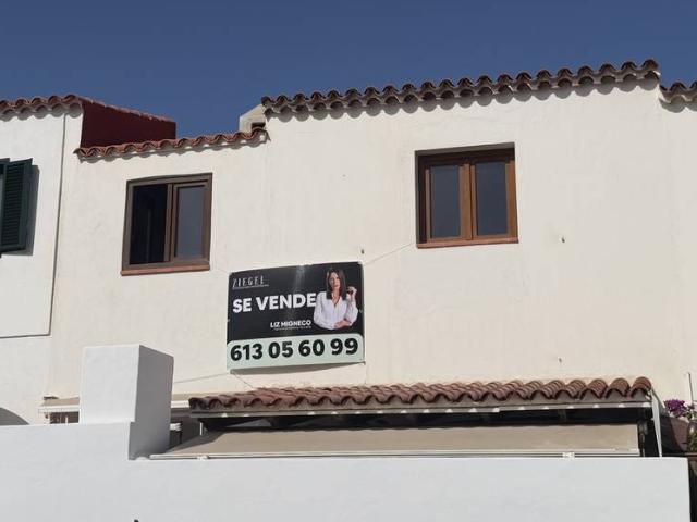 Chalet en venta en Los Cuervos, Granadilla de Abona