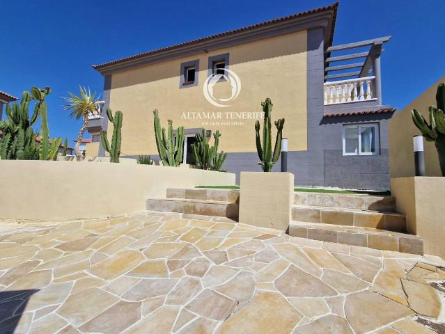 Chalet en venta en Los Cuervos, Granadilla de Abona