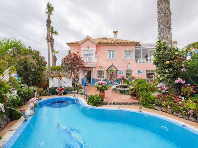 Chalet en venta en Los Cuervos, Granadilla de Abona