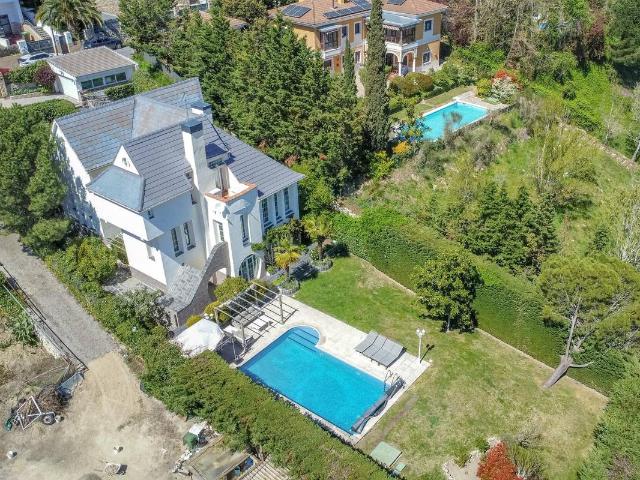 Chalet en venta en Los Bomberos, Torrelodones