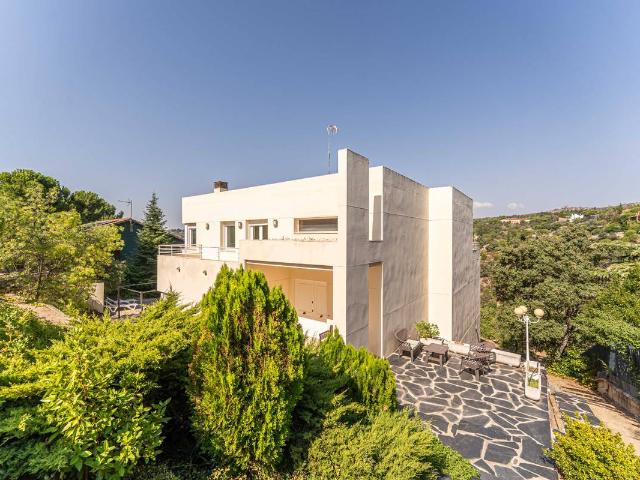 Chalet en venta en Los Bomberos, Torrelodones