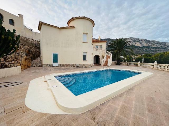 Villa en venta en Dénia, Barri Port / Centro