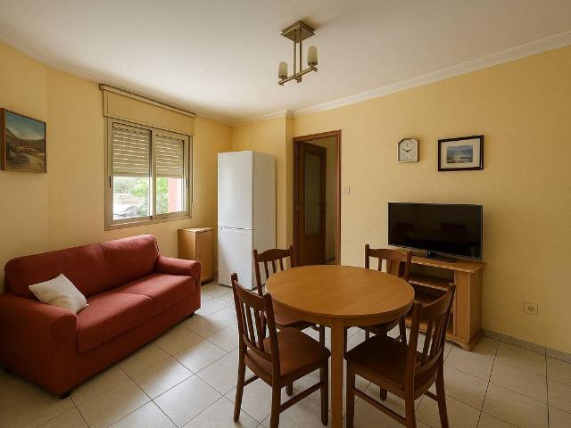 Villa en venta en Cornellà De Llobregat, Centre Villa en venta en Cornellà De Llobregat, Centre