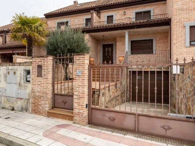 Chalet en venta en Casco Antiguo, Navalcarnero