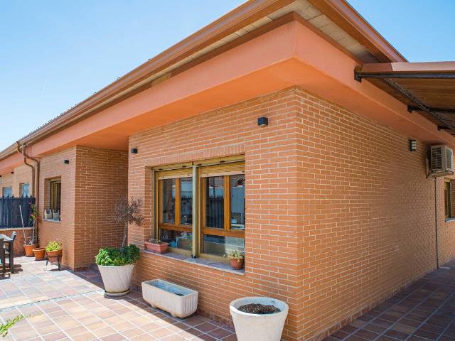 Chalet en venta en el Pinós / Pinoso, Alacant / Alicante