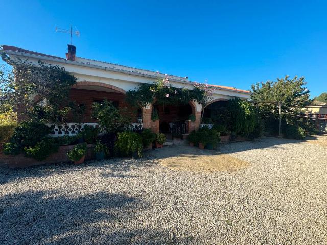 Villa en venta en El Pla De Santa Maria