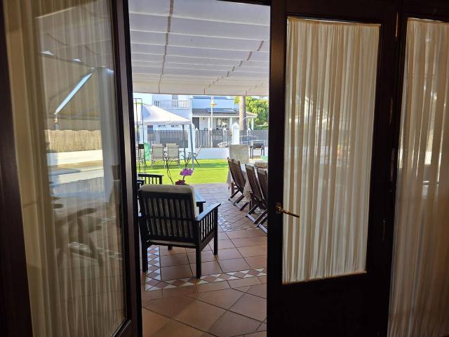 Chalet en venta en Nuevo Portil, Cartaya