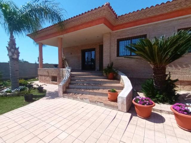 Villa en venta en Murcia, Murcia
