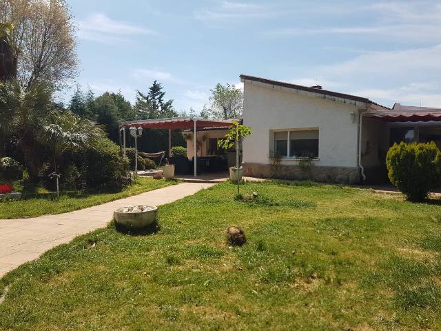 Chalet en venta en Villalbilla, Madrid