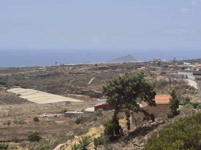 Chalet en venta en Los Cuervos, Granadilla de Abona