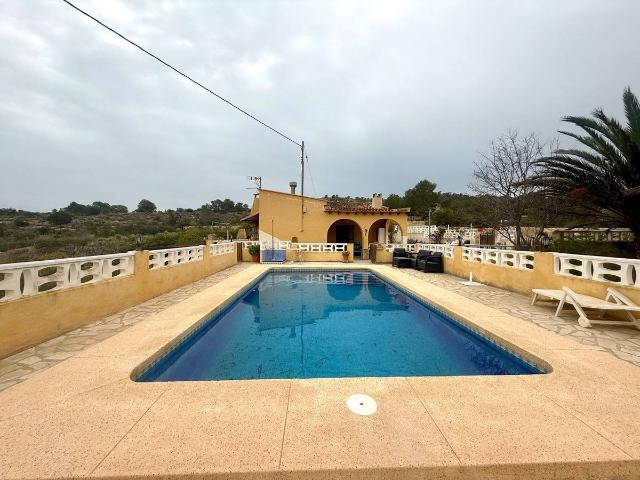 Chalet en venta en la Marina Baixa, Valencia