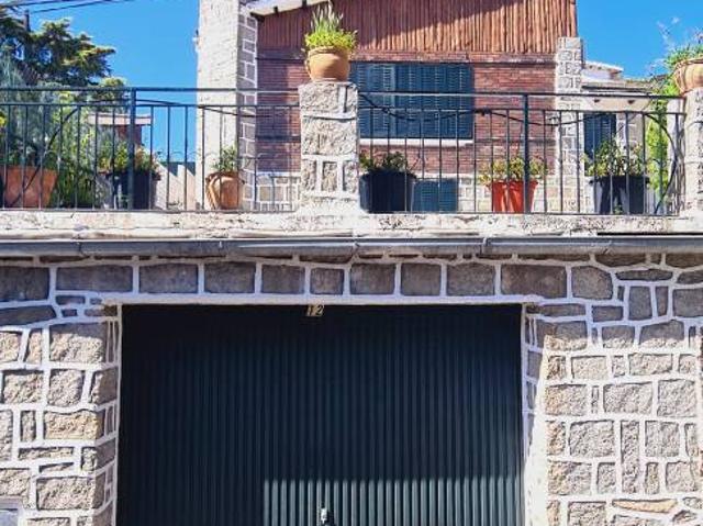 Chalet en venta en El Tiemblo, Castilla y León