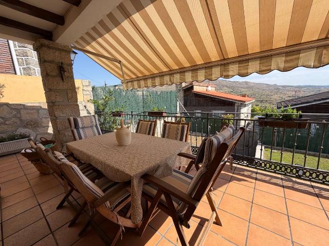 Chalet en venta en El Tiemblo, Castilla y León
