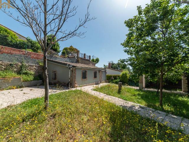 Chalet en venta en El Tiemblo, Castilla y León