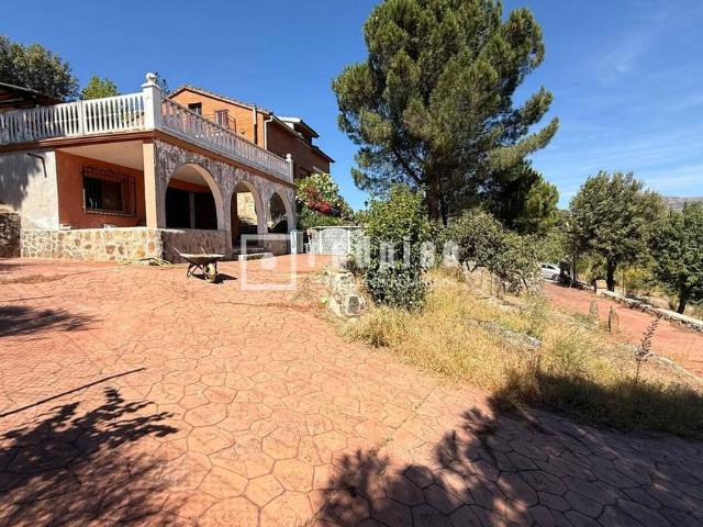 Chalet en venta en El Tiemblo, Castilla y León